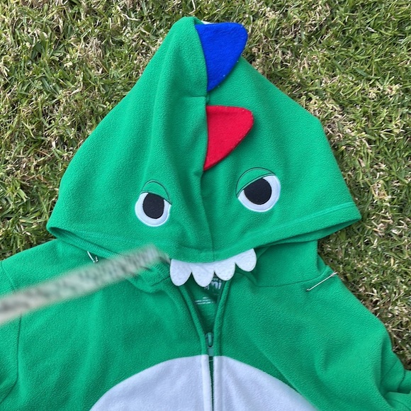 Jammies for you families.. Dino’s - Picture 3 of 7